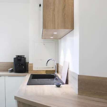 1 Bedroom With Garden