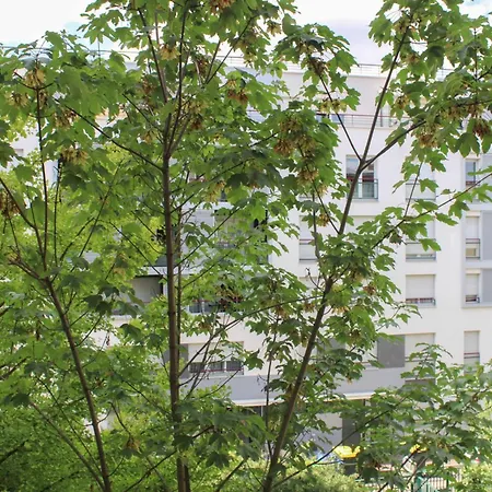 1 Bedroom With Garden