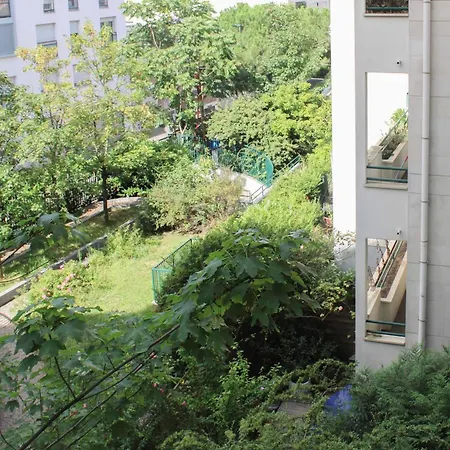 Apartment 1 Bedroom With Garden