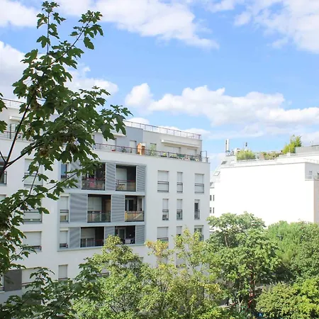 Apartment 1 Bedroom With Garden *